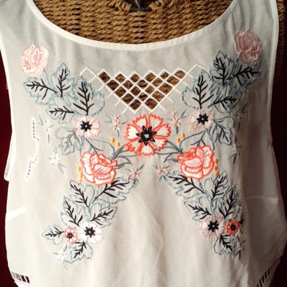 DIVIDCD H&M crop top - Picture 3 of 6